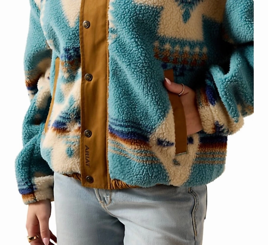 Urban Essential Ariat Women's Sherpa Blocked Jacket Fashion Forward