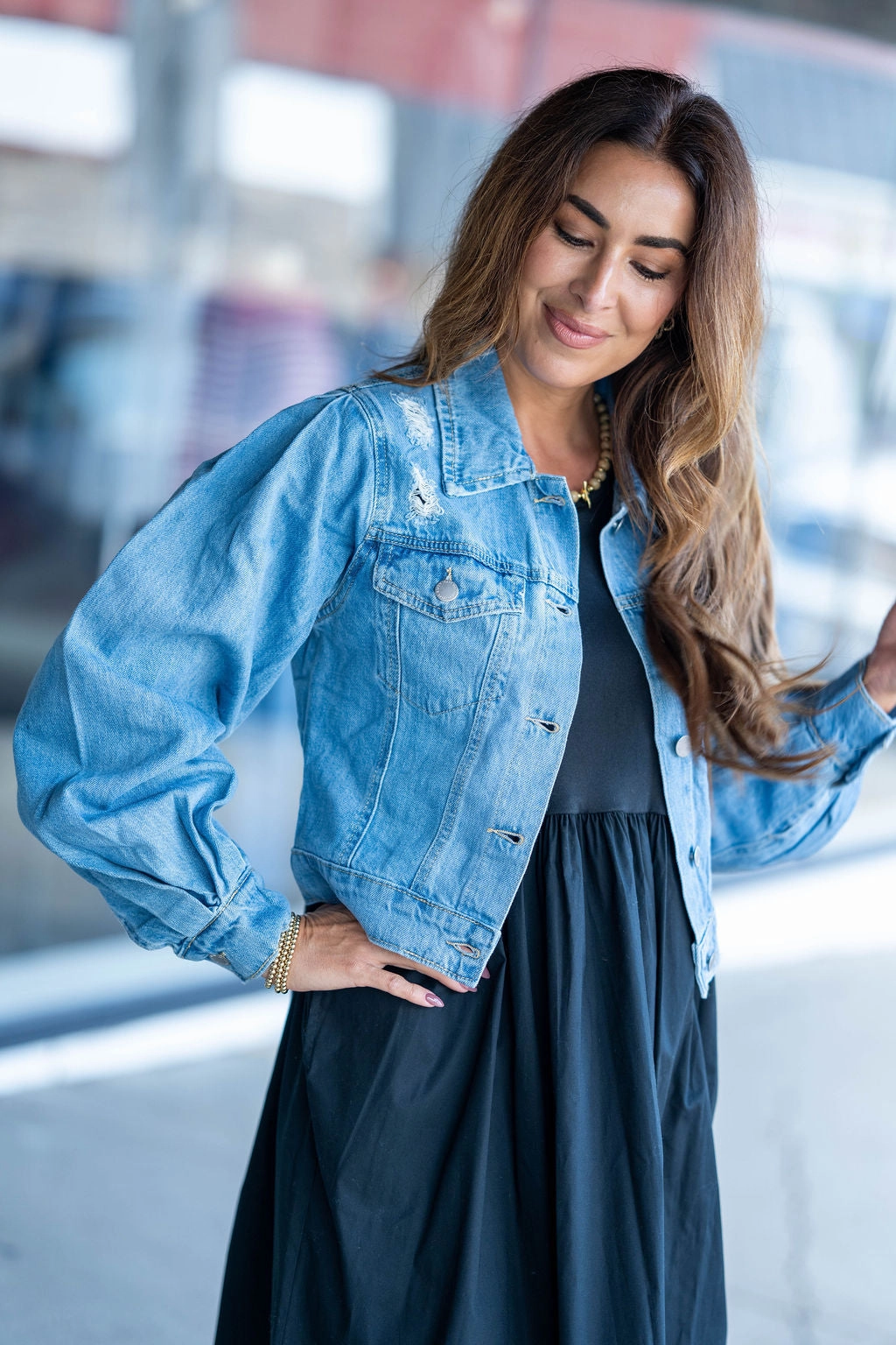 Non Bulky Profile Cool Girl Classic Denim Jacket