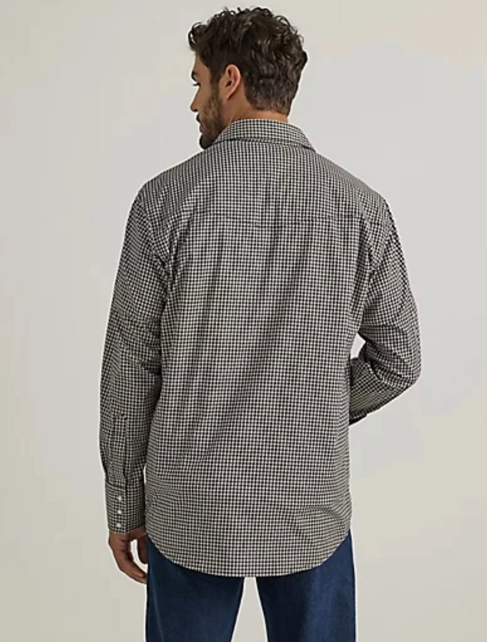 Effortless Comfort Shimmer Effect Wrangler Men's Black Check Snap Plaid Shirt