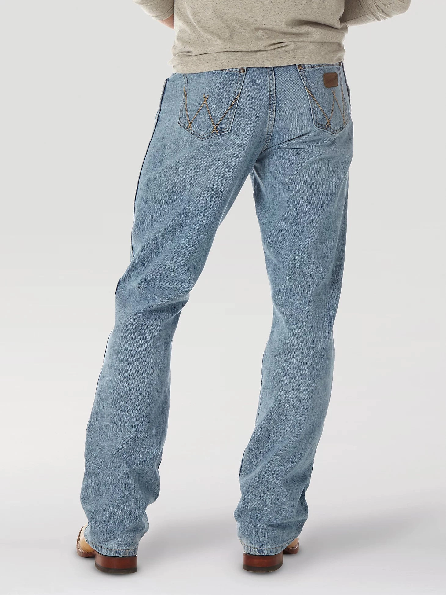 Parent Style Trend Setter Casual Cool Wrangler Men's Retro Relaxed Fit Bootcut Jean-Crest