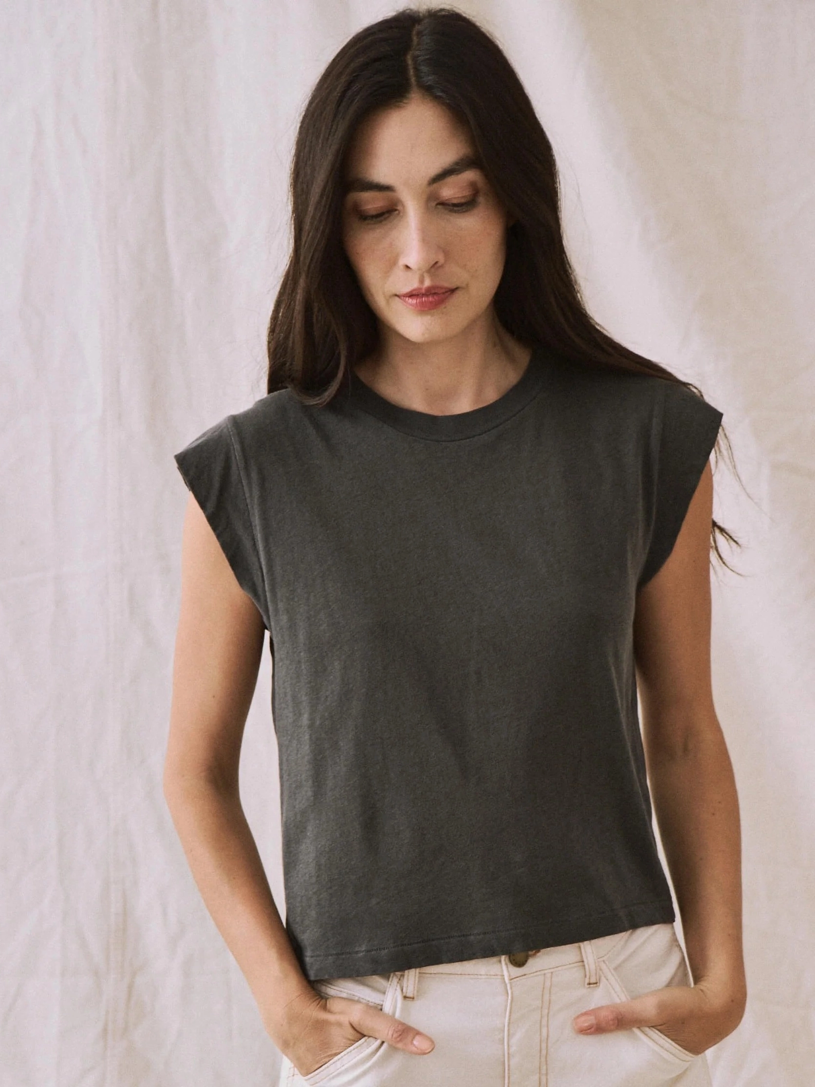 The Peak Shoulder Tee Sport Top